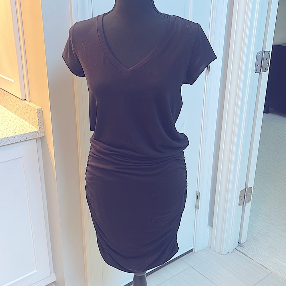 Athleta Small v neck rouched fitted black dress Size Small